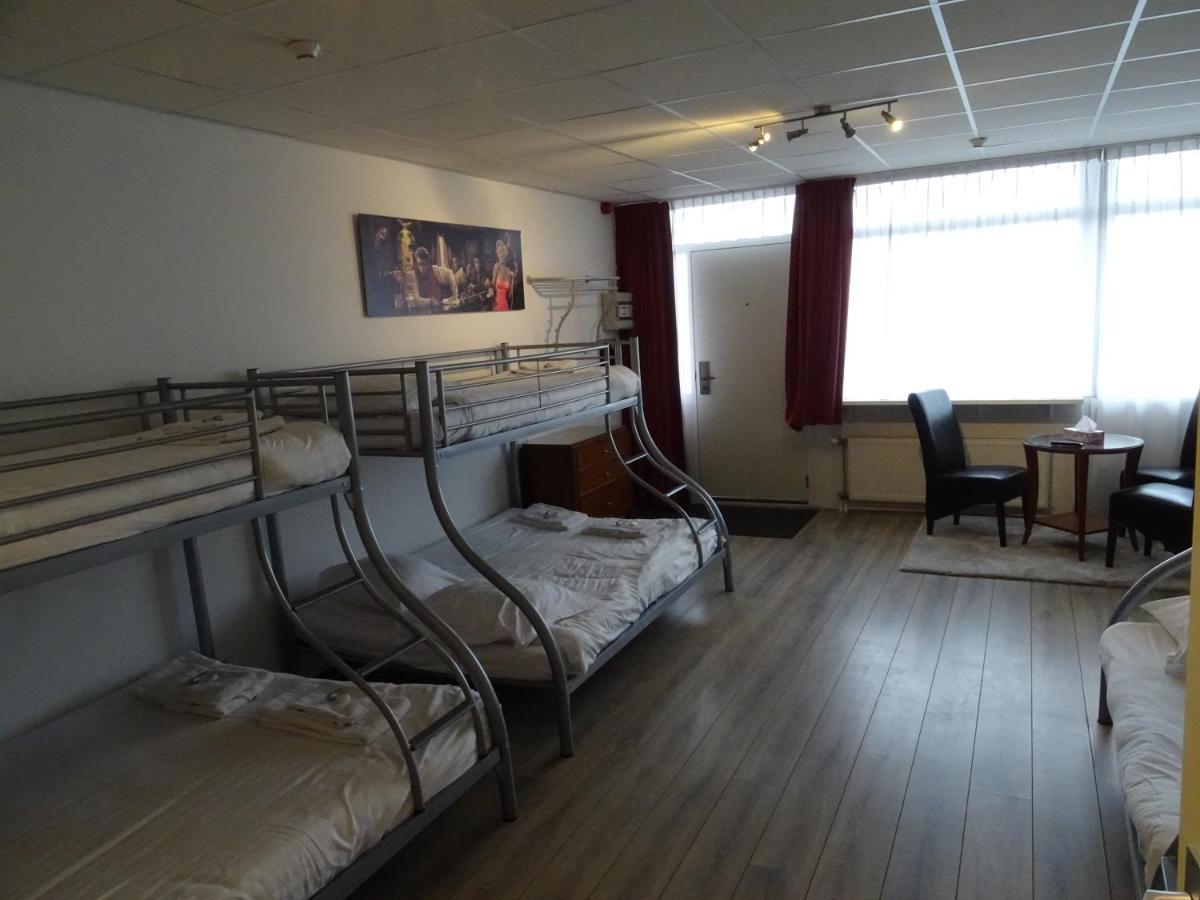 Hotel Wijkerhaven Beverwijk Exteriör bild